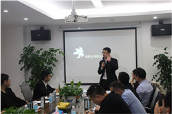 熱烈祝賀《智慧共享 法律護(hù)航》鄭州市山東商會(huì)企業(yè)家座談會(huì)在我所圓滿舉辦5.jpg